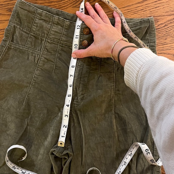 Green Free People corduroy flare pants - Picture 4 of 8